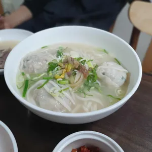 밀밭손칼국수 사진