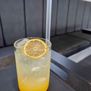 오프그레이 사진