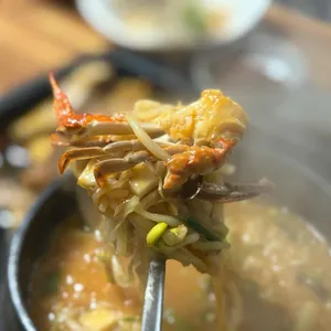 춤추는돼지 대표 사진