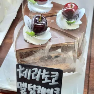 카페 굿 웨더 사진