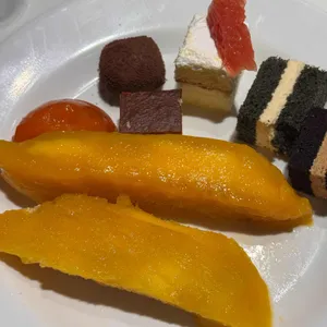 애슐리퀸즈 사진