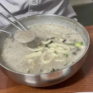손큰칼국수 사진