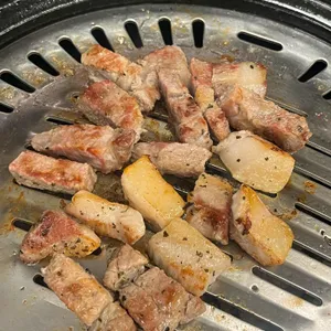 꾼돈숯불갈비 사진