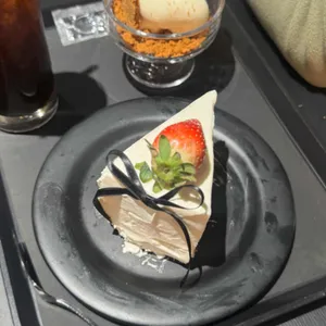 크리드나인 사진