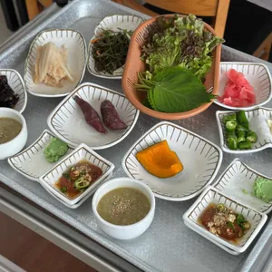 한반도회대게직판장 사진