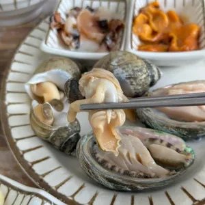 한반도회대게직판장 사진