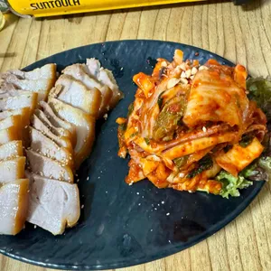 돌다리보쌈 사진