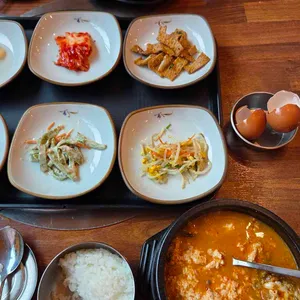 도담 삼봉 가마솥 손두부 사진