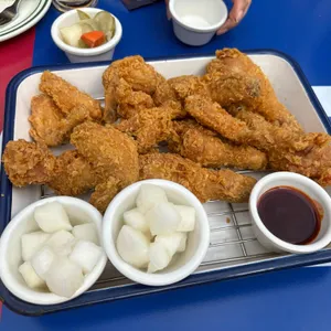 BBQ치킨 사진 1