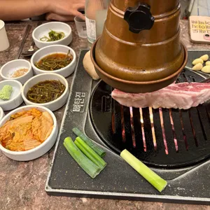 뼈탄집 사진