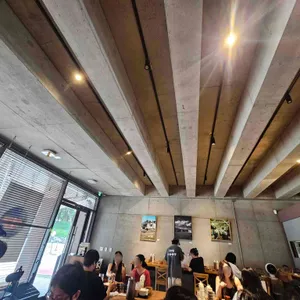 카츠 바이 콘반 리뷰 사진