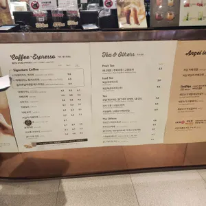 엔제리너스 리뷰 사진