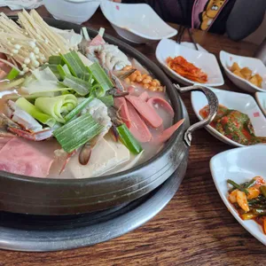 정을 담은 솥밥 양하뜰 사진