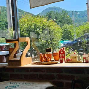 멜빈스 리뷰 사진