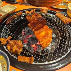 김금자숯불갈비 사진
