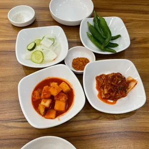 허니문 한방삼계탕 사진