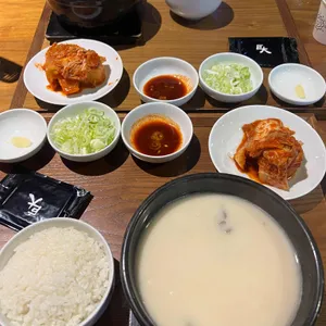 거대곰탕 사진 1