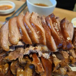 장충왕족발 대표 사진