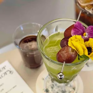 콘티뉴이티 사진