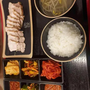 귀한족발 리뷰 사진