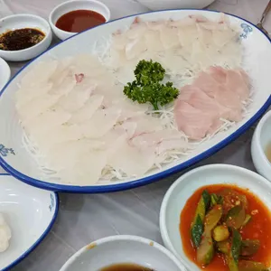 동백섬횟집 사진 2