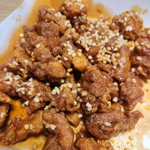 달기우리 흑마늘닭강정 사진 2