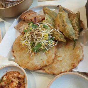 잘빠진메밀 사진