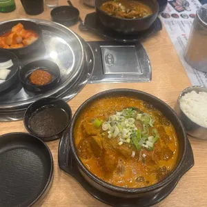 병천청년순대국 사진