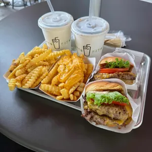 쉐이크쉑 사진