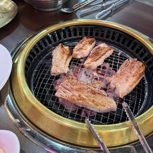 청년고기장수 대표 사진