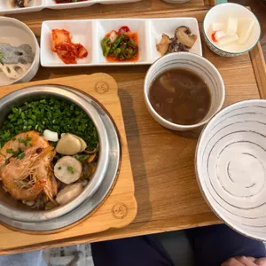 연당길솥밥 사진