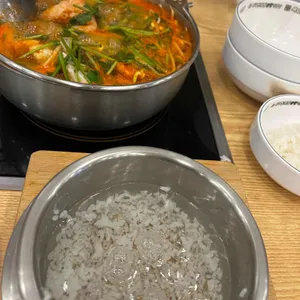 바다동태탕솥밥전문점 사진