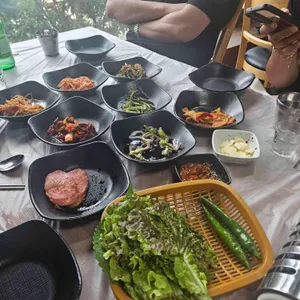 돼지이야기 사진