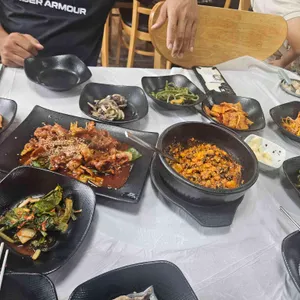 돼지이야기 사진