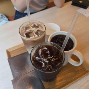 카페리버티 더 테이블 사진