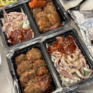 고기오징어순대엔연어장 사진 1