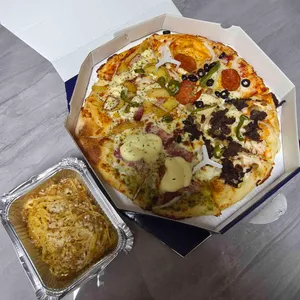 청년피자 사진