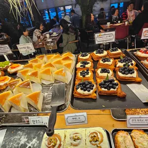 더티 트렁크 사진