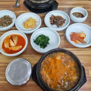 수진돌솥밥 대표 사진