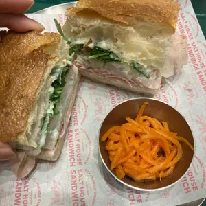 소금집샌드위치 대표 사진