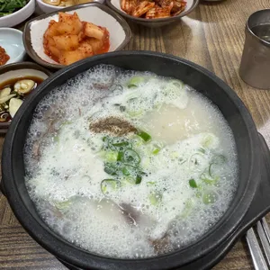 하효소머리국밥 사진 1