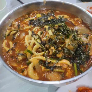 감자바우 장칼국수 사진