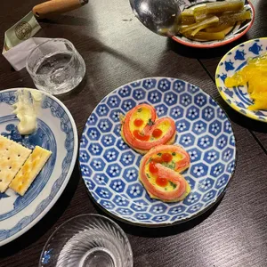 야로야로 대표 사진