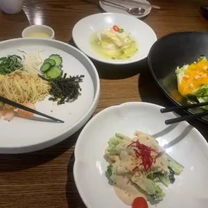 모담 대표 사진