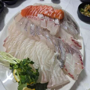 홍길동회수산 사진