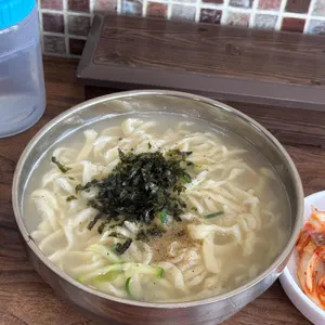 고향칼국수 사진