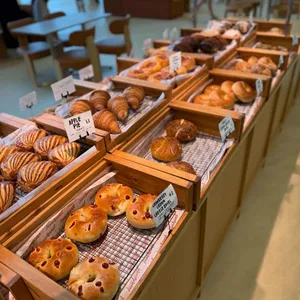 세컨드세컨드 사진