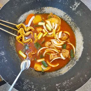 통큰솥뚜껑닭볶음탕 사진