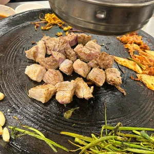 할매솥뚜껑삼겹살 대표 사진