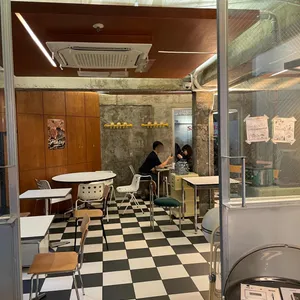 새들러 하우스 리뷰 사진